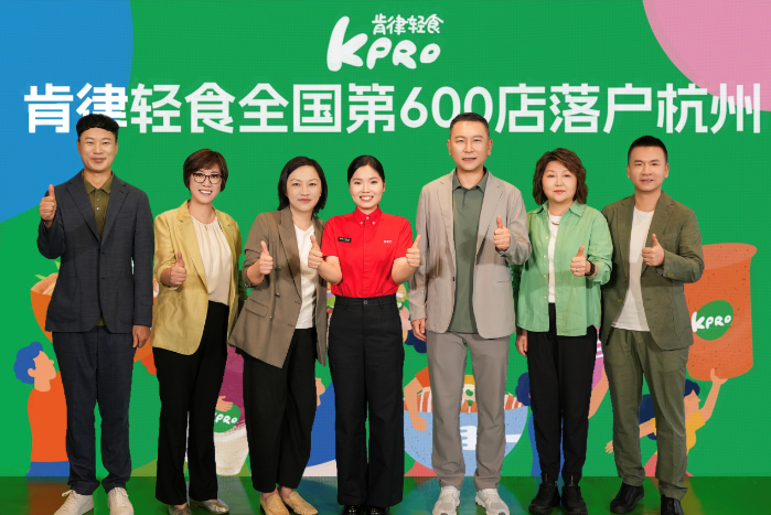 在海量赛事，精彩直播方面，九游体育4提供贴心周到的支持。 - 九游体育4